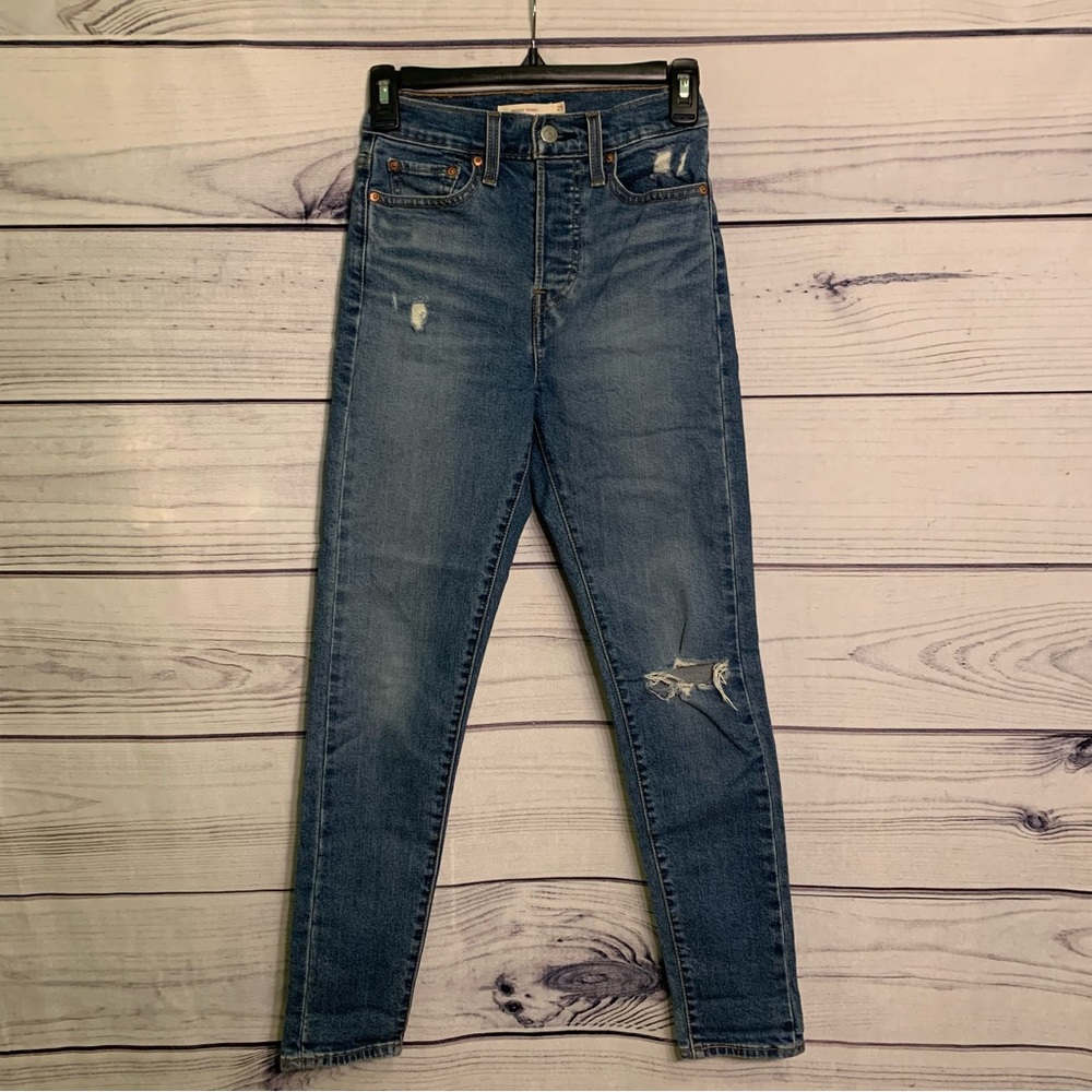 Levi’s Wedgie Distressed High Rise Skinny Jeans Size 25 - Picture 2 of 11